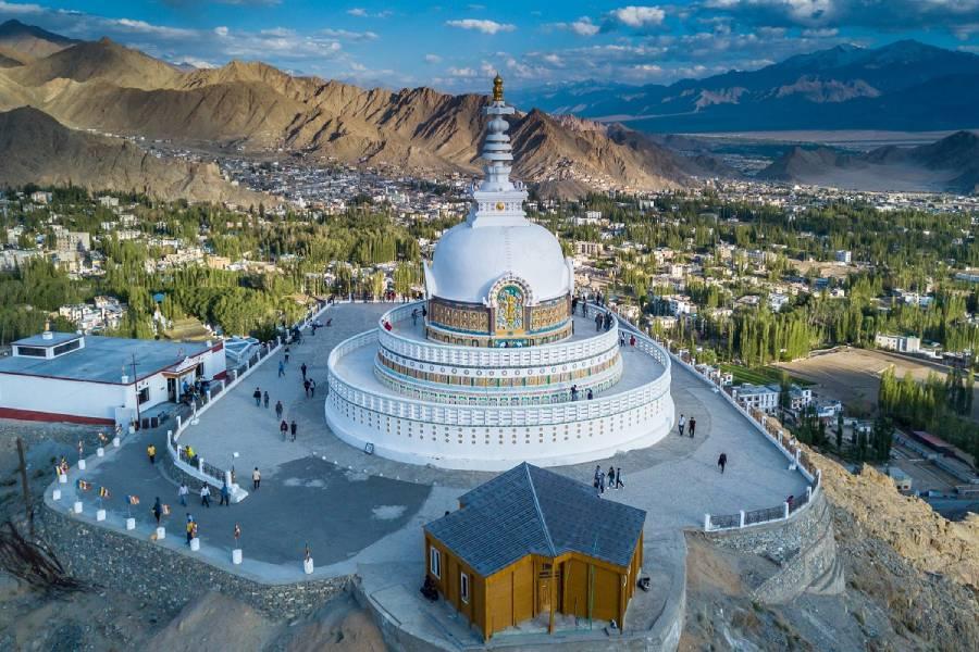 shanti stupa - shutterstock_2127838643