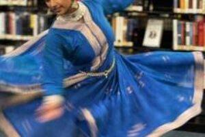 DIS Dances (1)